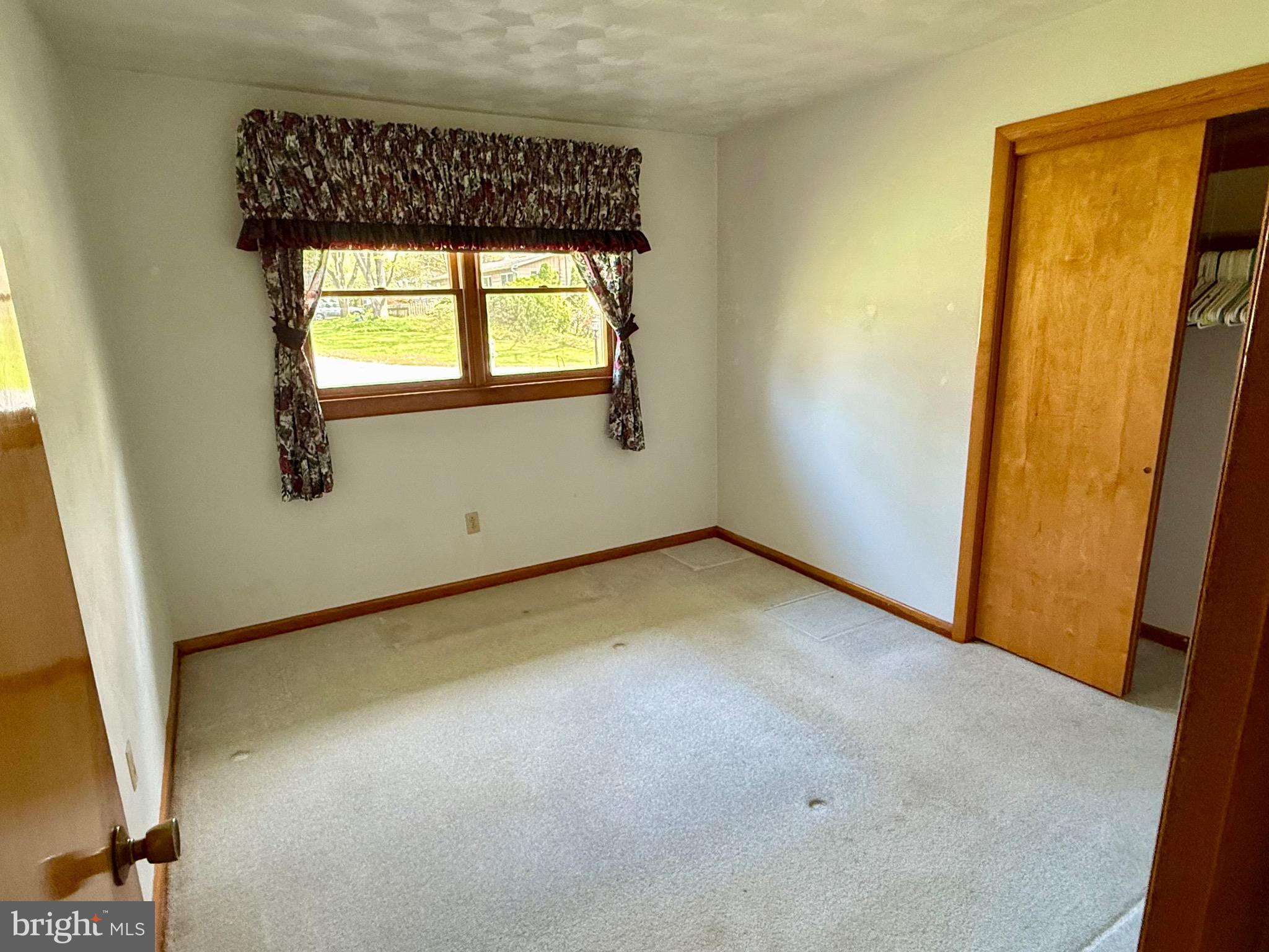 310 Hemlock Road Mechanicsburg, PA 17055 - Photo 16 of 25