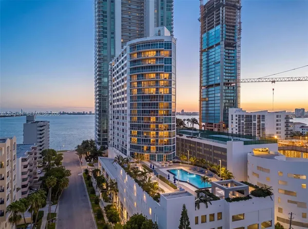$749,000 | 480 Northeast 30th Street, Unit 1807, Miami, FL 33137