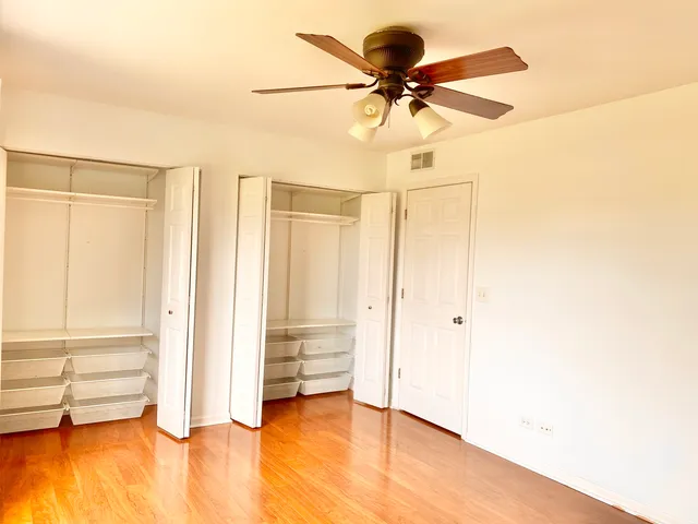 $1,950 | 2243 Flagstone Lane, Carpentersville, IL 60110