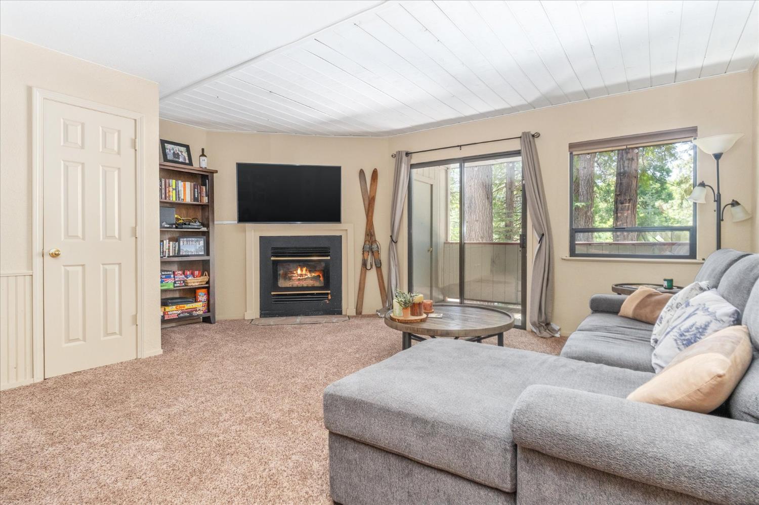 992 Manuel Road Arnold, CA 95223 - Photo 7 of 36