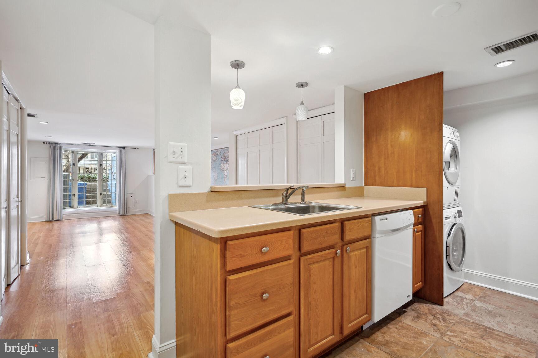 1907 Park Road Northwest Washington, DC 20010 - Photo 20 of 31 LL Kitchen