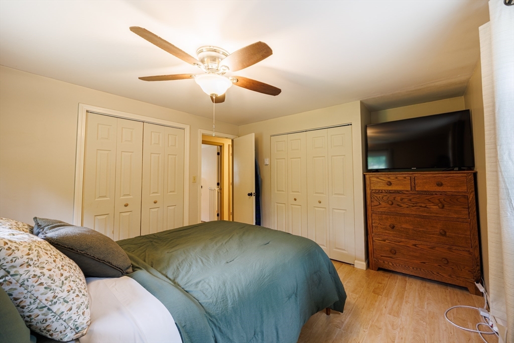 142 Squannacook Road Shirley, MA 01464 - Photo 16 of 37