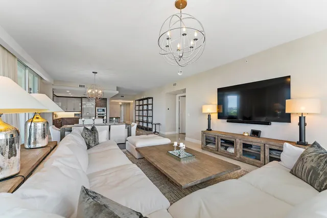 $2,795,000 | 2700 Donald Ross Road, Unit 501, Palm Beach Gardens, FL 33410