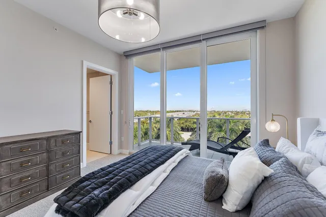 $2,795,000 | 2700 Donald Ross Road, Unit 501, Palm Beach Gardens, FL 33410