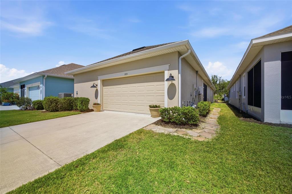 725 Winterside Drive Apollo Beach, FL 33572 - Photo 7 of 59