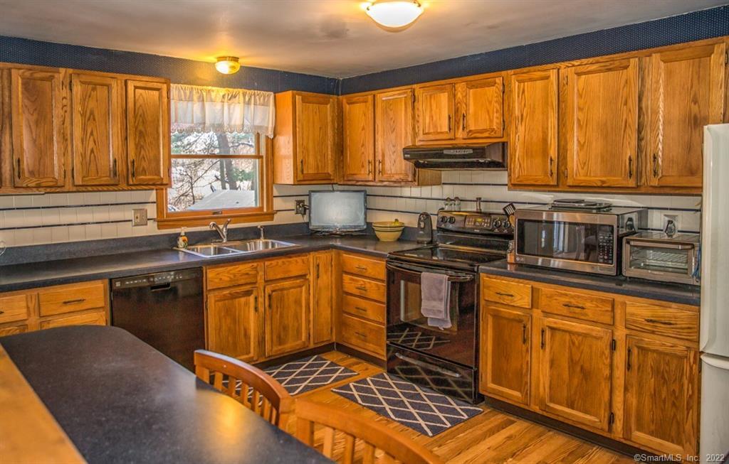 178 Cottage Road Enfield, CT 06082 - Photo 1 of 1