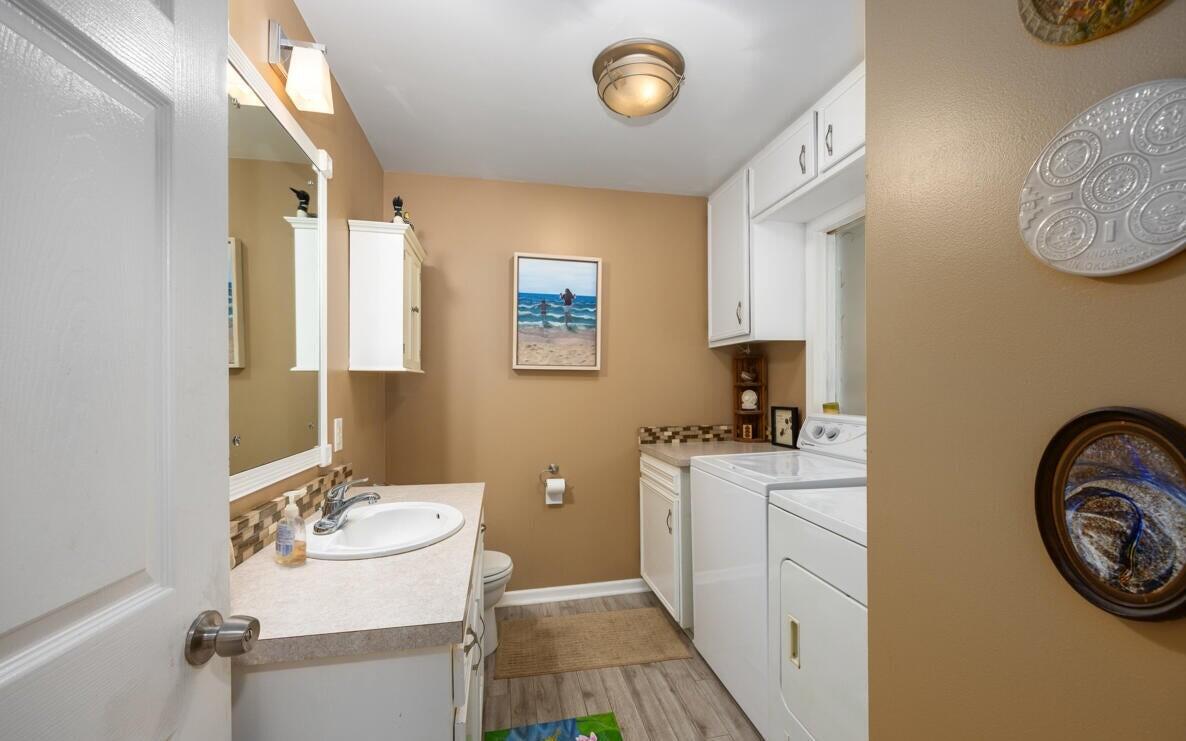 583 Kingsbury Street Northwest Grand Rapids, MI 49544 - Photo 13 of 24 20250819130750896398000000-o