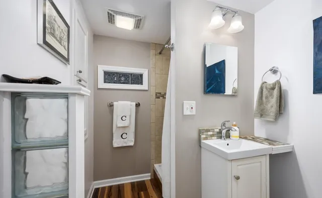 $2,900 | 583 Kingsbury Street Northwest, Grand Rapids, MI 49544