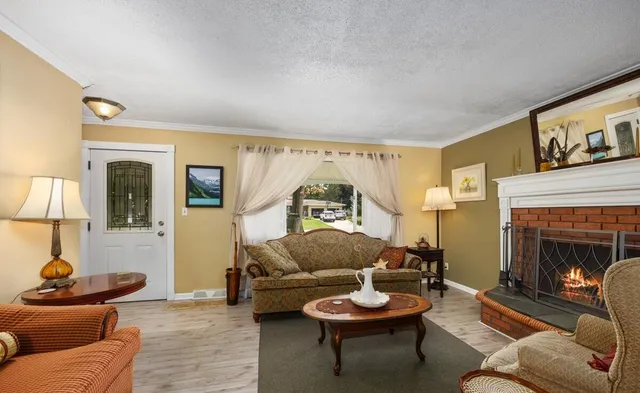 $2,900 | 583 Kingsbury Street Northwest, Grand Rapids, MI 49544