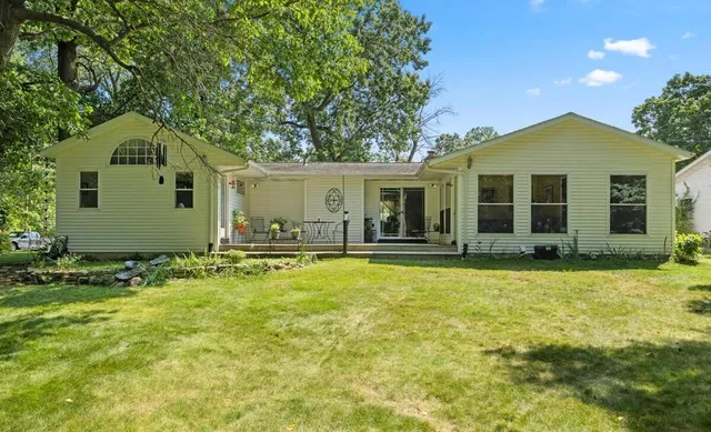 $2,900 | 583 Kingsbury Street Northwest, Grand Rapids, MI 49544