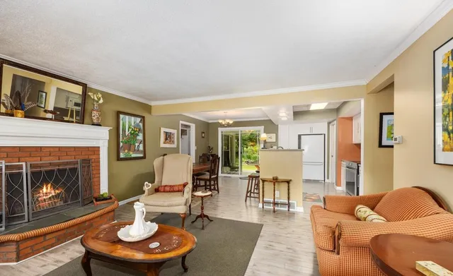 $2,900 | 583 Kingsbury Street Northwest, Grand Rapids, MI 49544