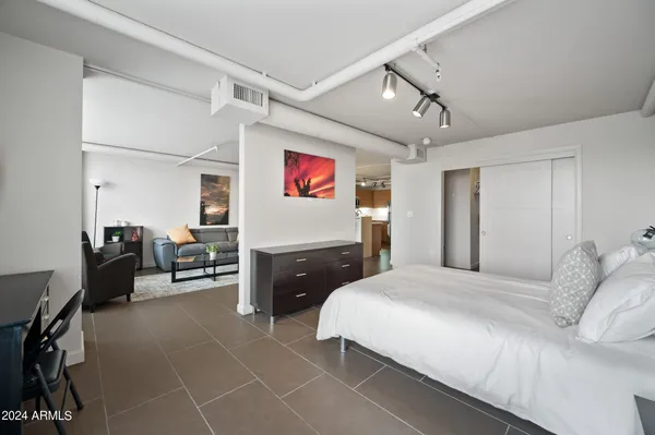 $2,900 | 535 West Thomas Road, Unit 212, Phoenix, AZ 85013
