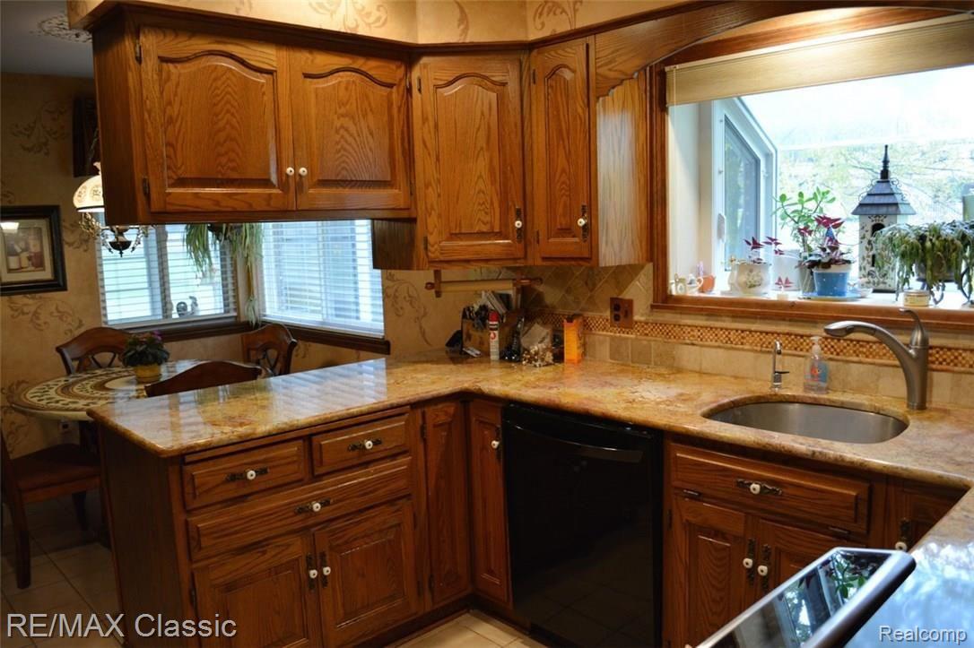 22258 Taft Road Northville, MI 48167 - Photo 11 of 22 Kitchen 3.jpg