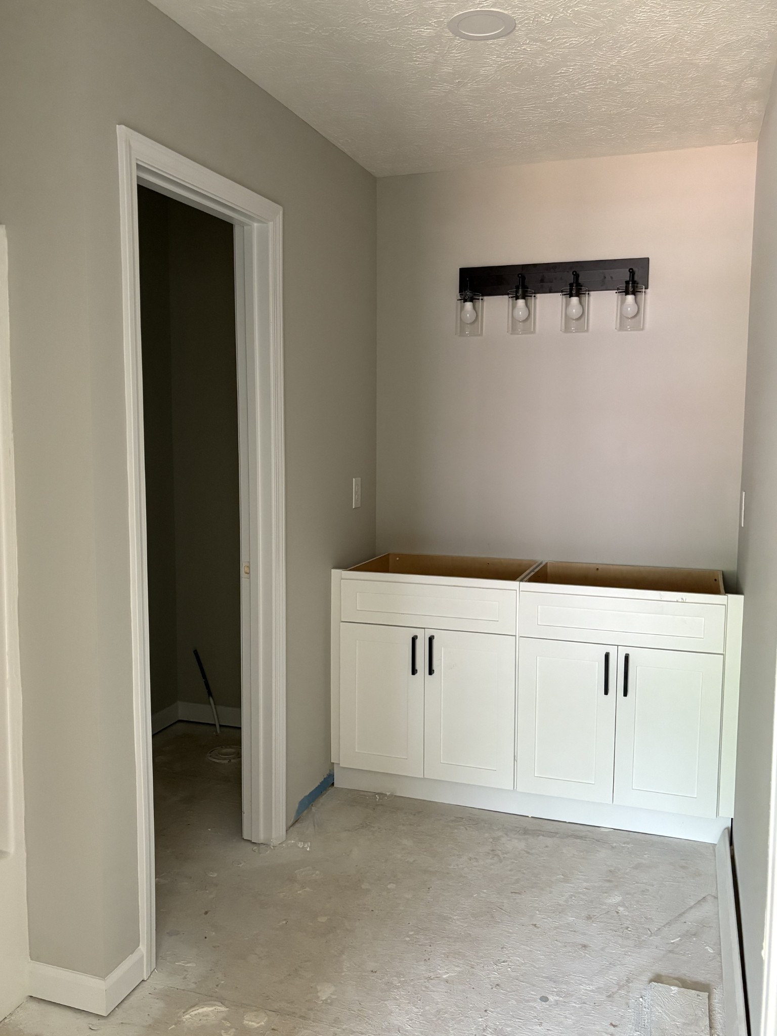 232 Poling Drive Pulaski, TN 38478 - Photo 10 of 24 a view of white cabinet