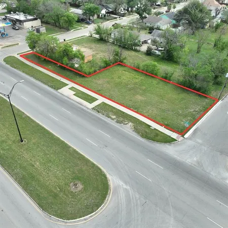 $135,000 | 3900 East Lancaster Avenue, Fort Worth, TX 76103