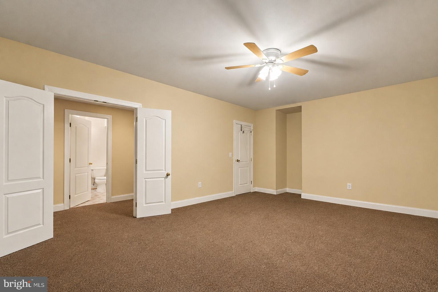 40890 Beechnut Road Leesburg, VA 20175 - Photo 42 of 65 a view of an empty room