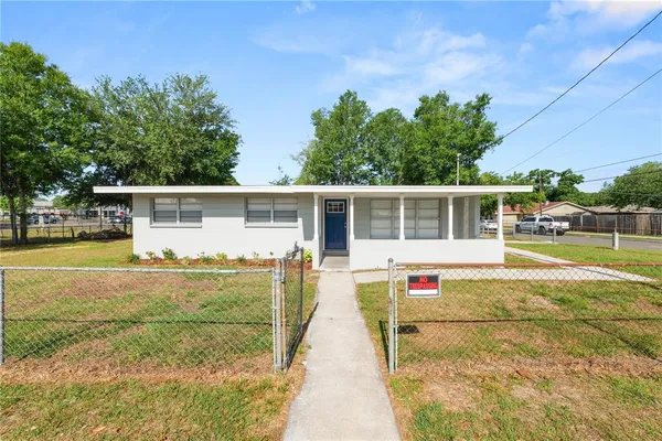 $2,000 | 1101 South Gibbs Street, Plant City, FL 33563