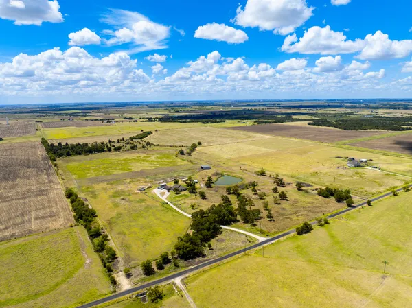 $499,990 | 0 Tract 2 Cr, Coupland, TX 78615