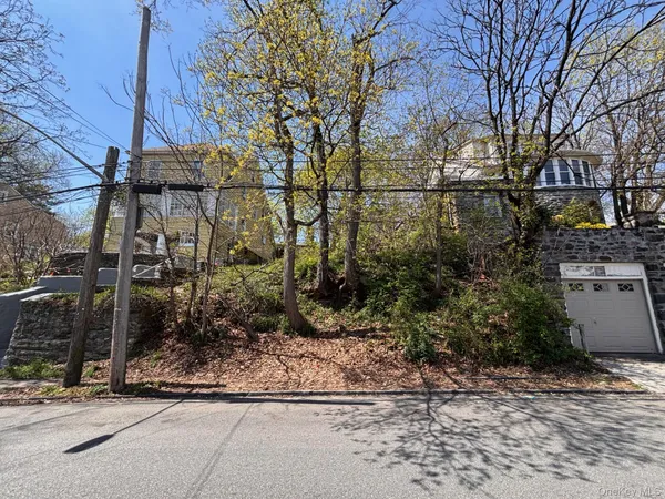 $99,000 | 422 Nuber Avenue, Mount Vernon, NY 10553