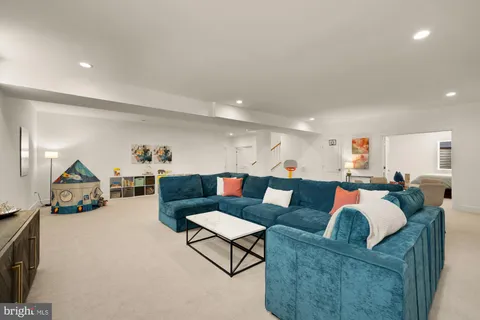 $1,795,000 | 1814 Peabody Drive, Falls Church, VA 22043