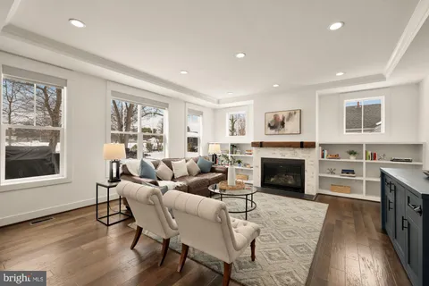 $1,795,000 | 1814 Peabody Drive, Falls Church, VA 22043
