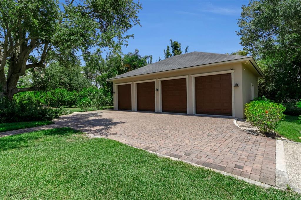 612 Laurel Road West Nokomis, FL 34275 - Photo 79 of 88