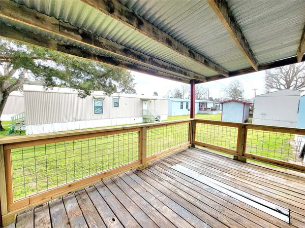 $900 | 312 Paddock Street, Unit 3, Willis, TX 77378
