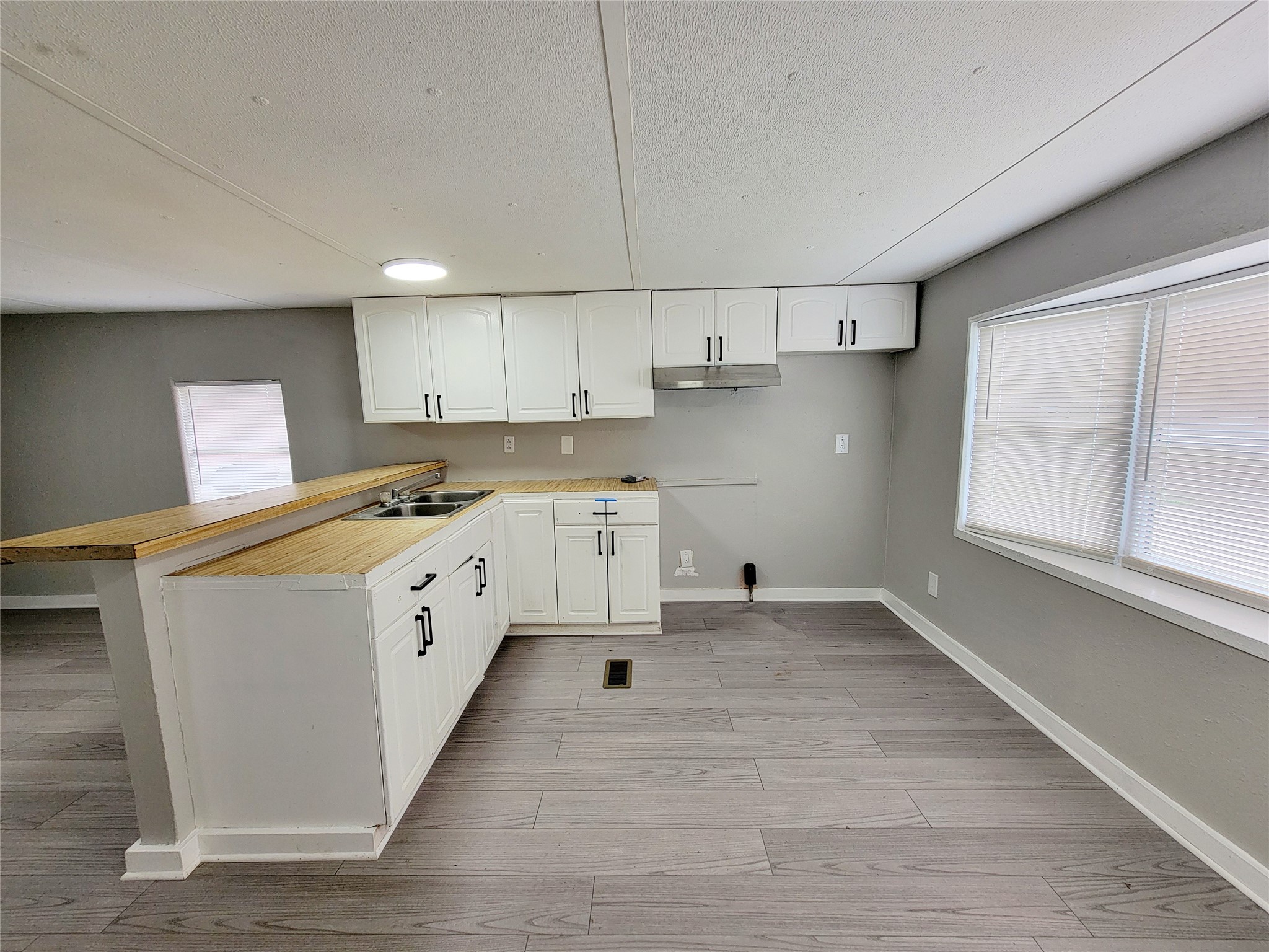 312 Paddock Street, Unit 3 Willis, TX 77378 - Photo 6 of 10