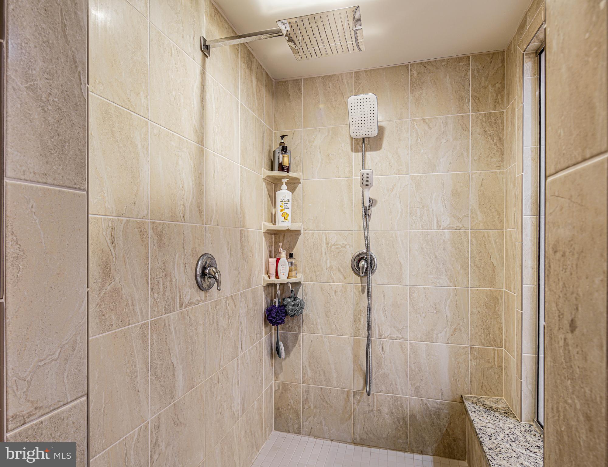 2013 Prout Farm Road Pottstown, PA 19464 - Photo 28 of 51 Two Shower Heads