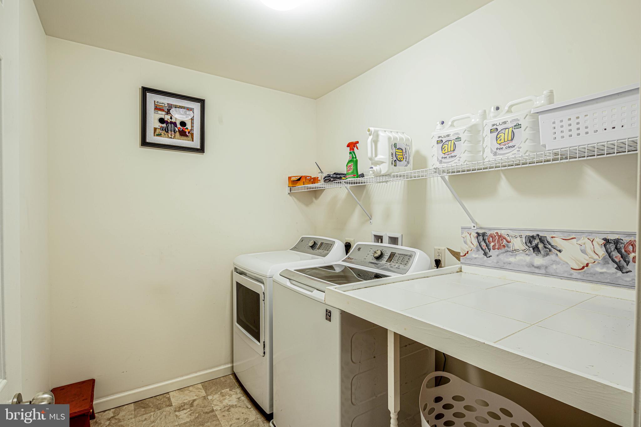 2013 Prout Farm Road Pottstown, PA 19464 - Photo 38 of 51 2nd Floor Laundry