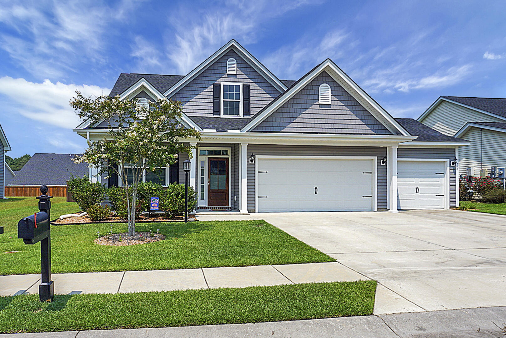 260 Topsaw Lane Moncks Corner, SC 29461 - Photo 4 of 66 DSC06758