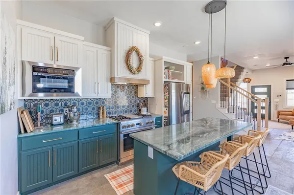 $425,000 | 18-14 Redwood Lane, Linn Valley, KS 66040