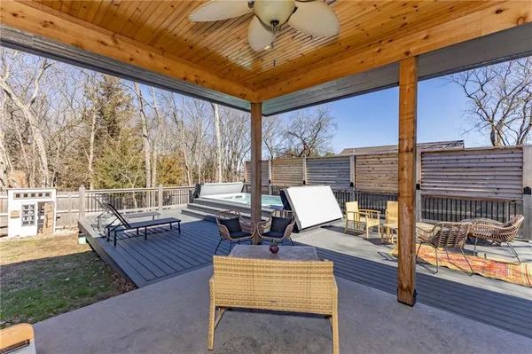 $425,000 | 18-14 Redwood Lane, Linn Valley, KS 66040