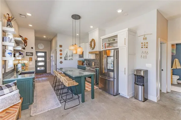 $425,000 | 18-14 Redwood Lane, Linn Valley, KS 66040