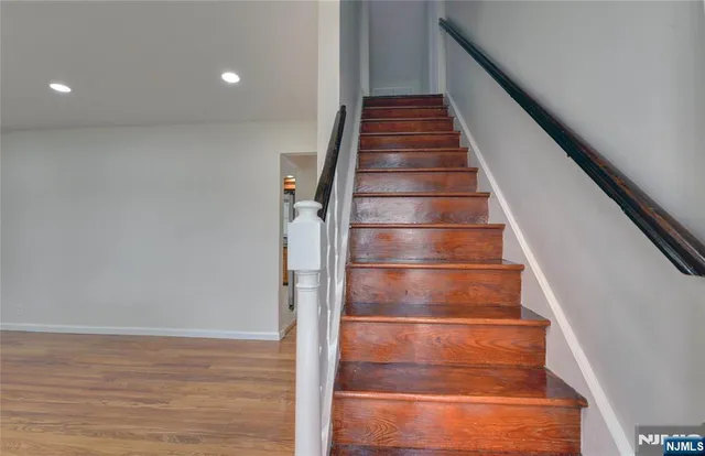 $699,000 | 29 Winifred Drive, Totowa, NJ 07512