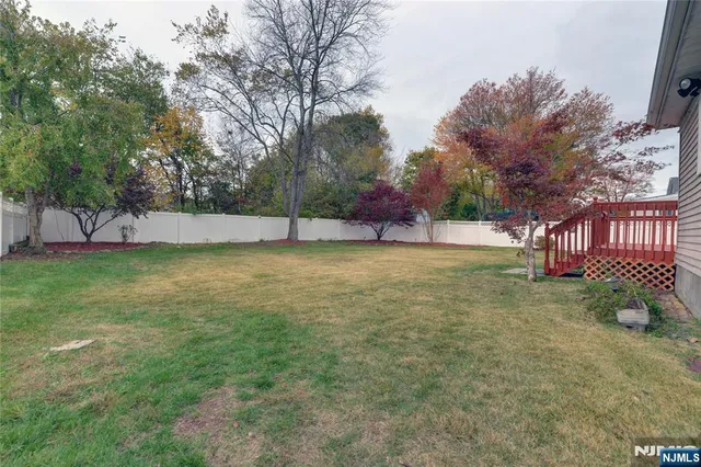 $699,000 | 29 Winifred Drive, Totowa, NJ 07512