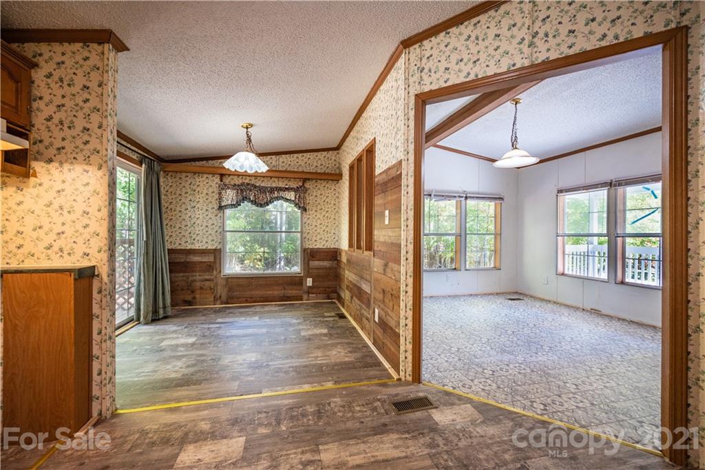 6550 Lewis Road Kings Mountain, NC 28086 - Photo 6 of 20 a view of entryway