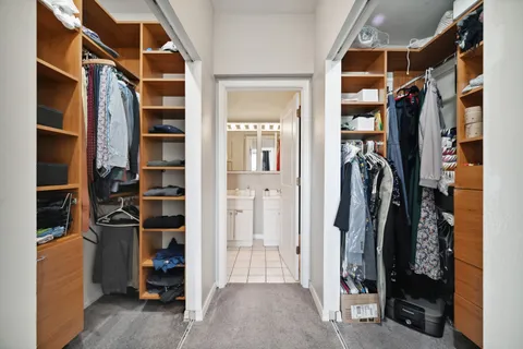 $4,900 | 1923 West Erie Street, Chicago, IL 60622