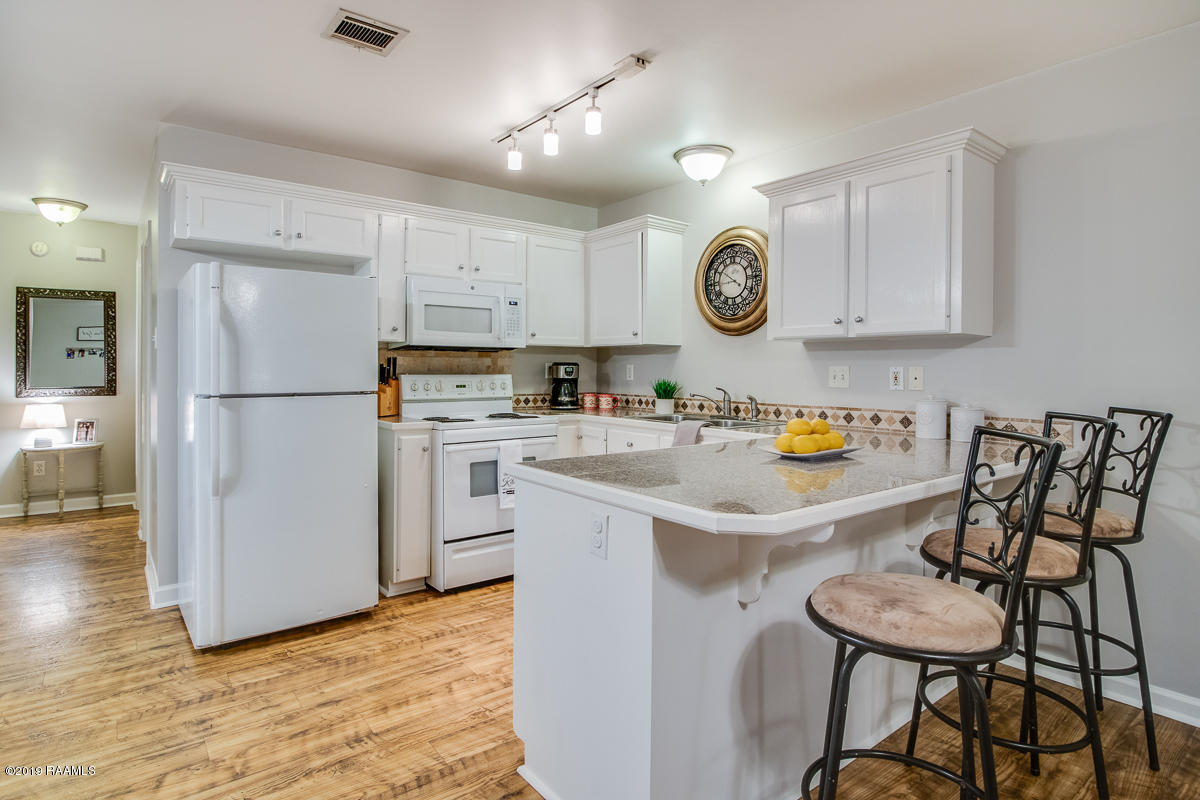 107 B Conquest Road Youngsville, LA 70592 - Photo 4 of 15 Gallery Image 4