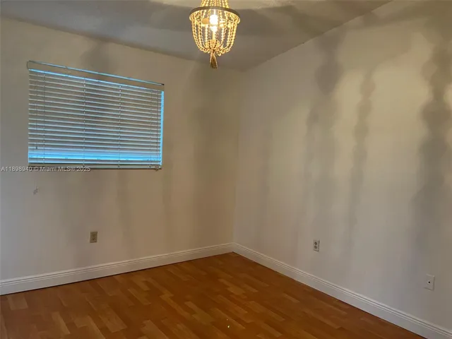 a view of empty room with window