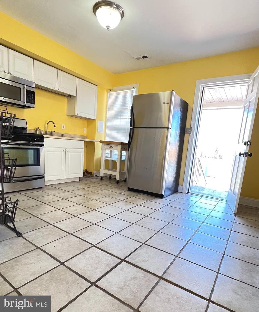 2516 Hollins Ferry Road Baltimore, MD 21230 - Photo 11 of 16 Gallery Image 11