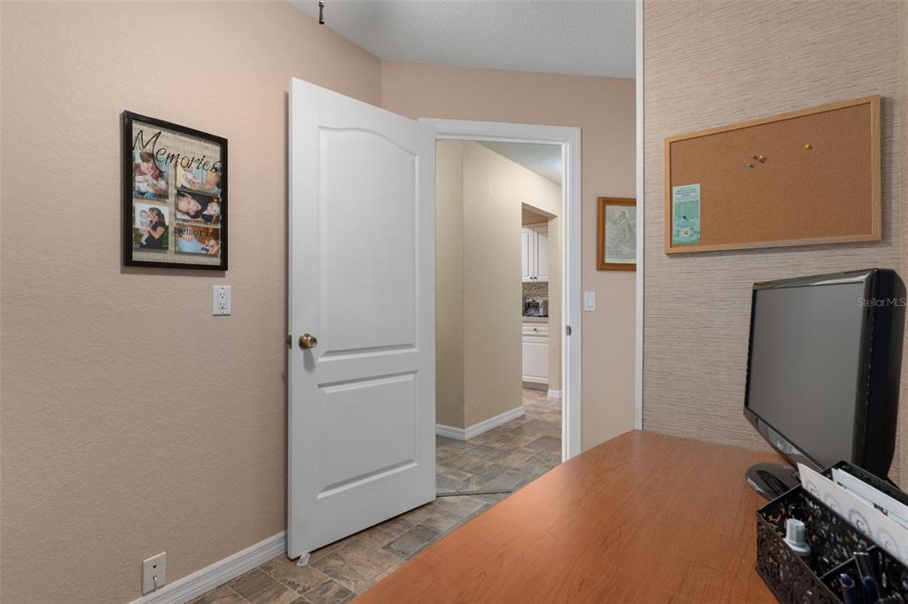 2427 Anchor Avenue Spring Hill, FL 34608 - Photo 26 of 43