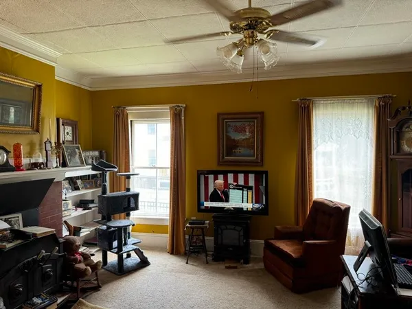 $350,000 | 194 West Main Street, Littleton, NH 03561