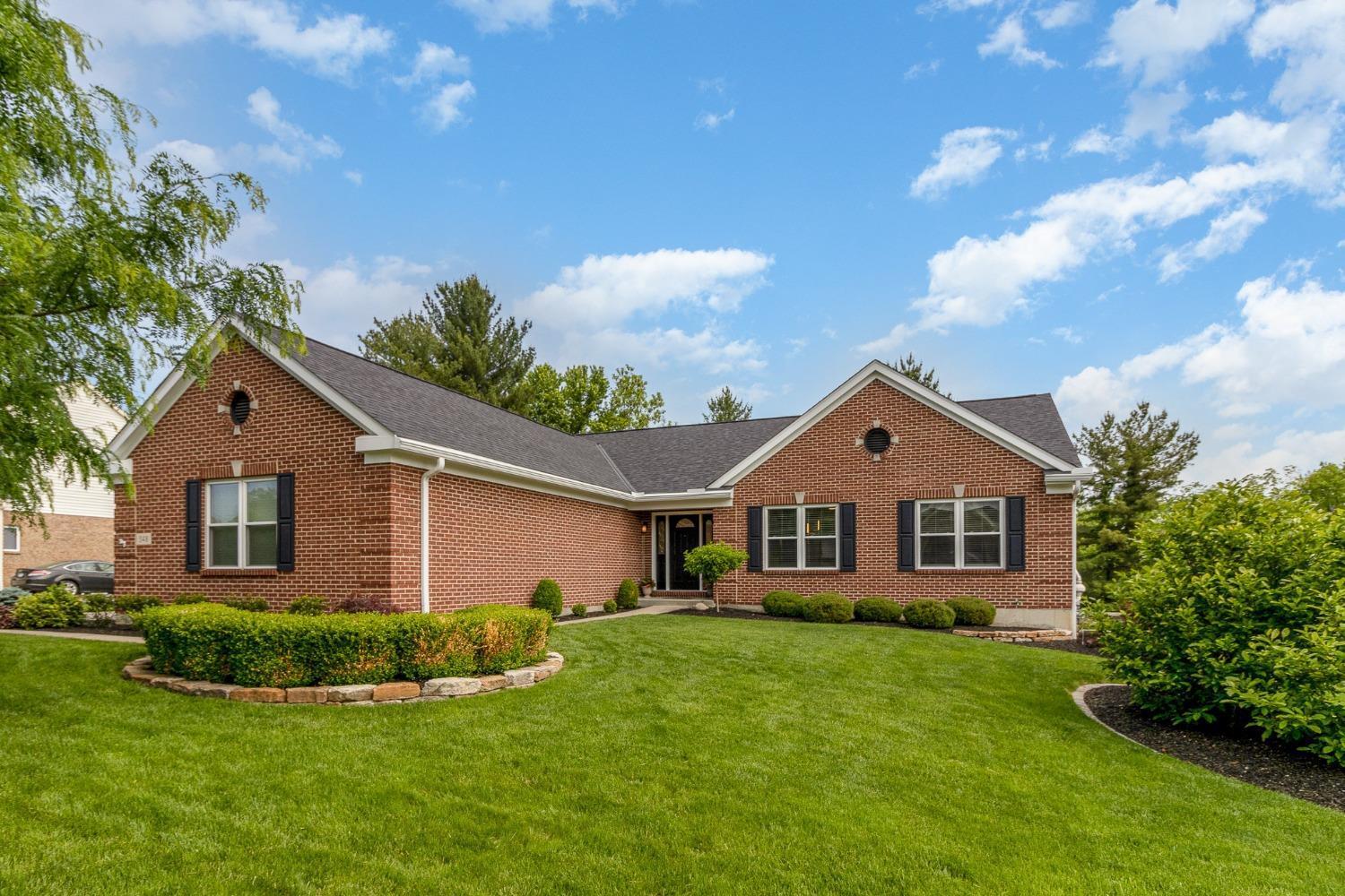 548 Hopper View Bluff Cincinnati, OH 45255 - Photo 2 of 35 Gallery Image 2