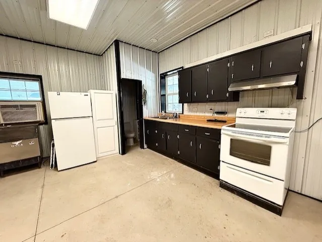 $349,900 | 114 Fox Squirrel Drive, Dover, TN 37058