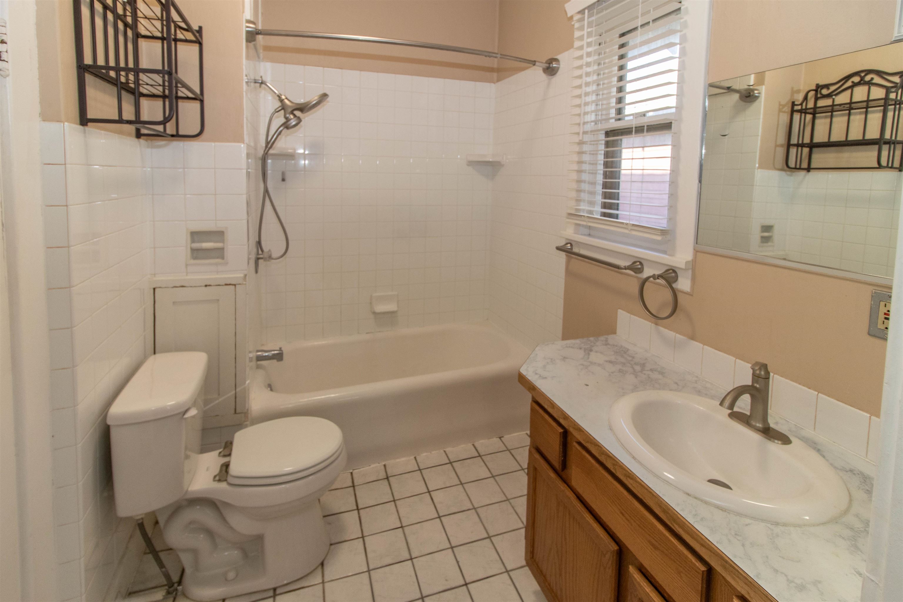 2804 West Mallon Avenue Spokane, WA 99201 - Photo 14 of 25