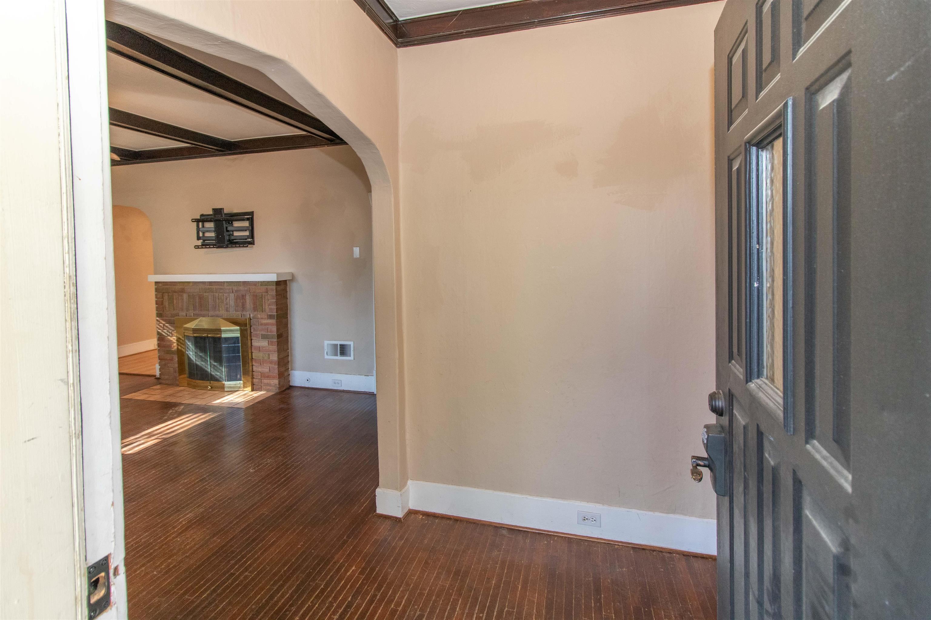 2804 West Mallon Avenue Spokane, WA 99201 - Photo 3 of 25