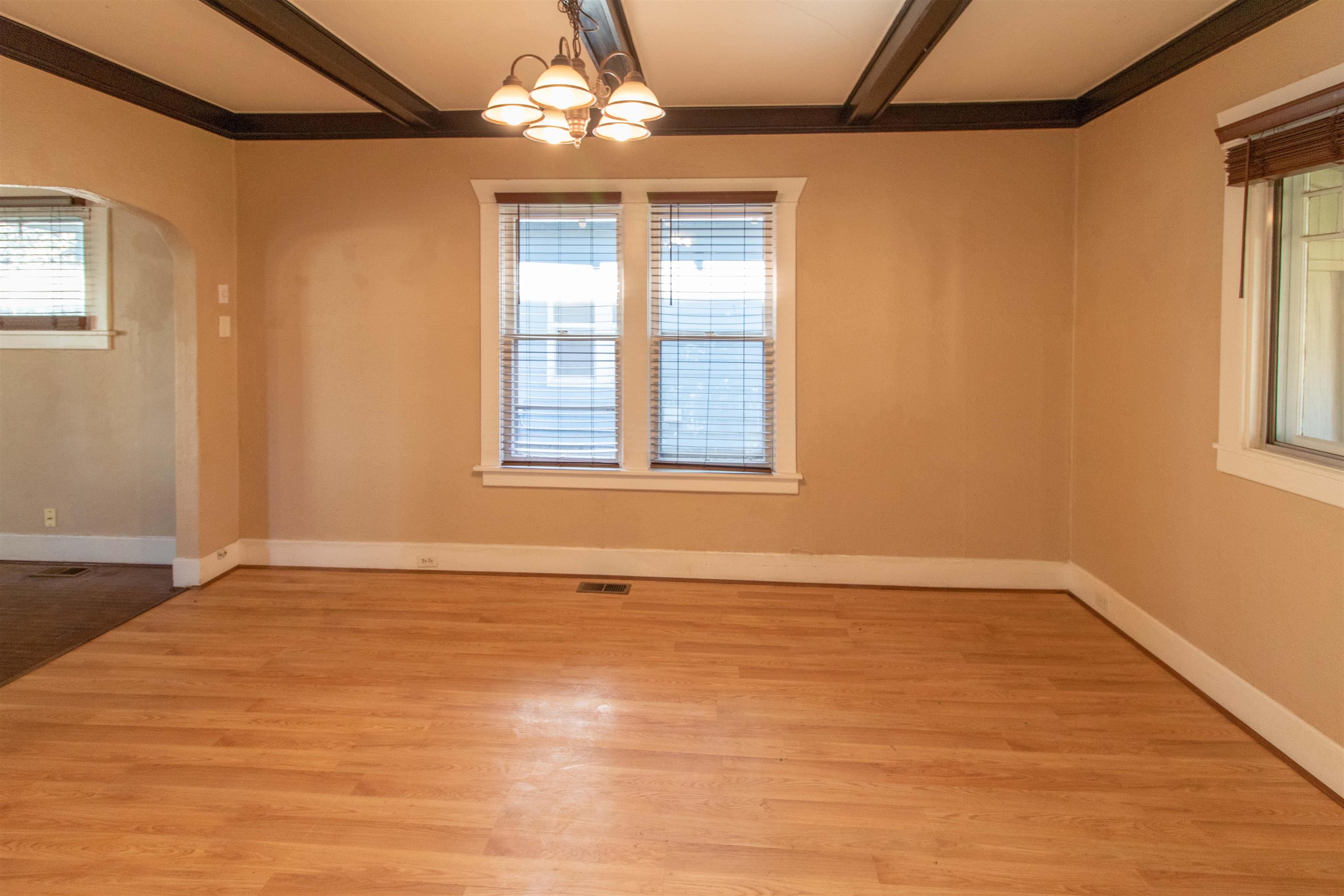 2804 West Mallon Avenue Spokane, WA 99201 - Photo 8 of 25