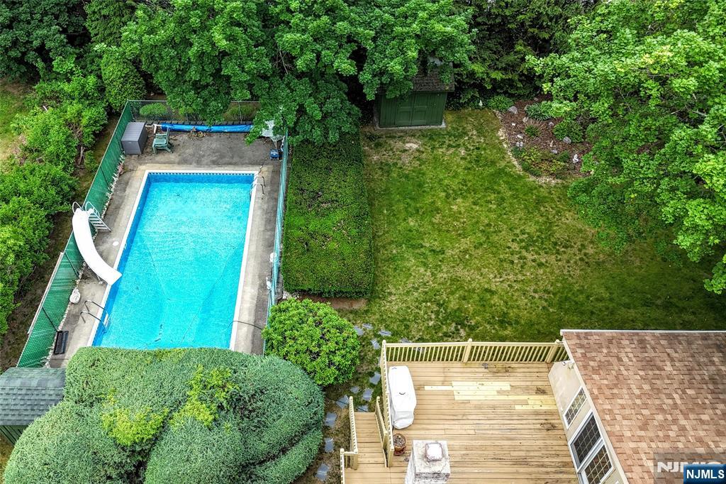 9 Ricker Road West Milford, NJ 07435 - Photo 21 of 44