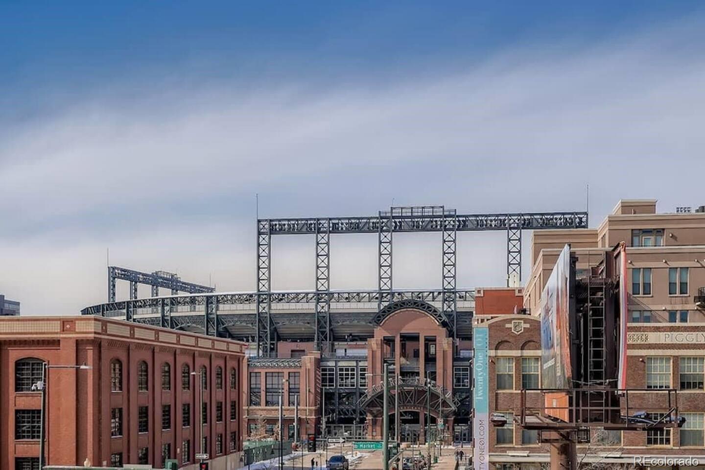 2101 Larimer Street, Unit 303 Denver, CO 80205 - Photo 21 of 21 a view of roof with tall buildings